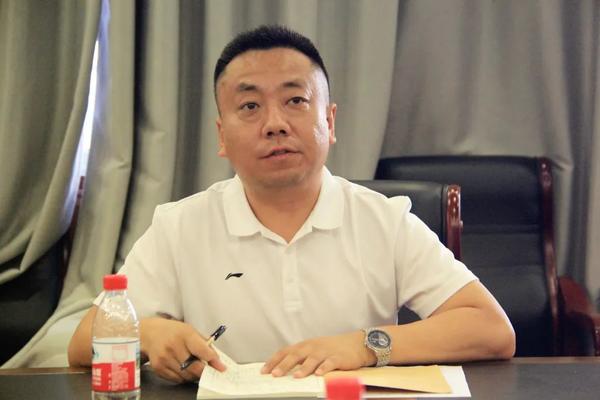 聚焦核心素养,探索课程变革 (14) 聚焦核心素养,探索课程变革 (14)